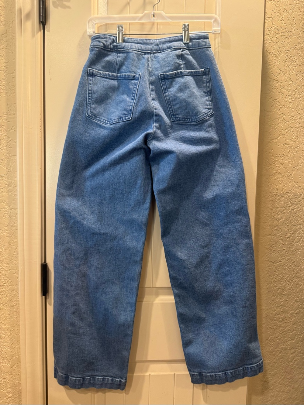 High-Rise Wide-Leg Jeans - Picture 6 of 7